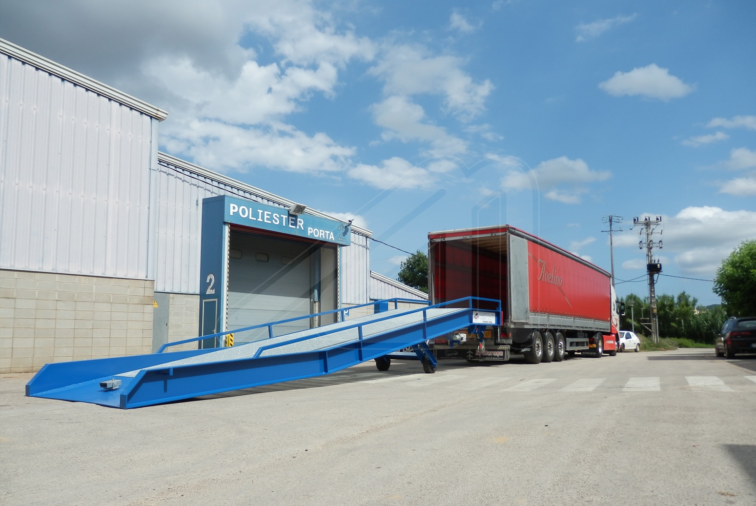 Rampa de carga móvil camiones y contenedores | Venta Alquier Àngel Mir